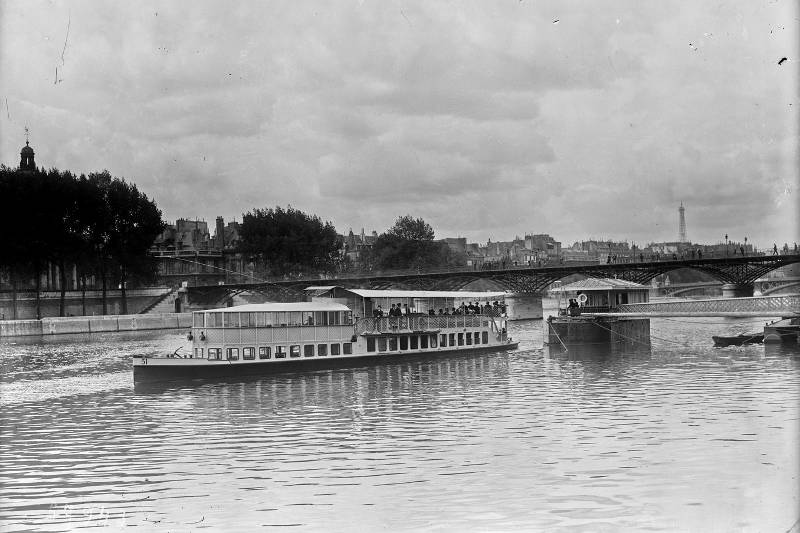 Quiz Du Bateau Mouche Histoires De Paris